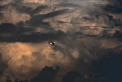 Flug in Wolken