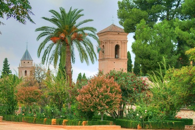 Im Garten der Alhambra