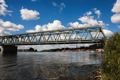 Über die Elbe Über die Elbe