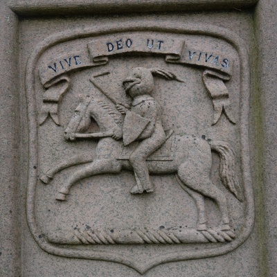 Wappen mit Ritter (Grabstein)