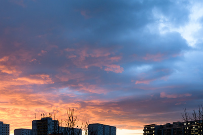 Abendhimmel am Stadtrand