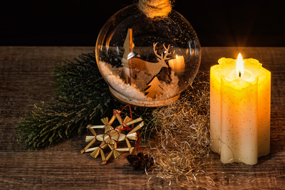 Holzkunst hinter Glas Holzkunst hinter Glas