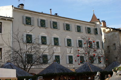 Brixen Adventskalender am Weihnachtsmarkt Brixen Adventskalender am Weihnachtsmarkt