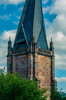 Kirchturm der Lutherischen Pfarrkirche Marburg