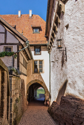 Enger Durchgang Enger Durchgang