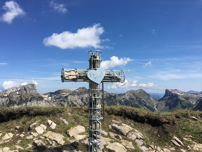 Kreuz auf dem Niederhorn