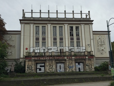Verlassenes Kino in Frankfurt (Oder) Verlassenes Kino in Frankfurt (Oder)