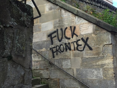 Graffiti: "Fuck Frontex" - gesehen in Bamberg Graffiti: "Fuck Frontex" - gesehen in Bamberg