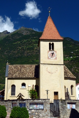 Pfarrkirche St. Ulrich zu Plaus