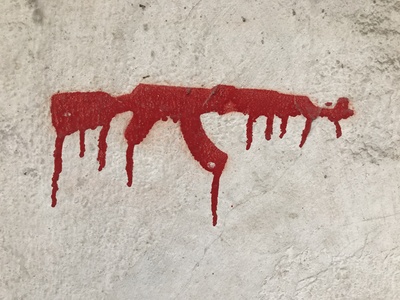 Graffiti: Kein Geld für Waffen Graffiti: Kein Geld für Waffen