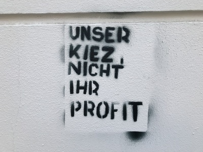 Graffiti gegen Gentrifizierung und Mietenwahnsinn Graffiti gegen Gentrifizierung und Mietenwahnsinn