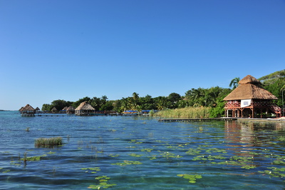 Lagune der 7 Farben in Bacalar (Mexiko)