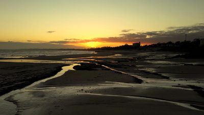 Sonnenuntergang an unserem Strand in La Floresta, Uruguy