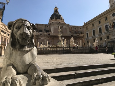 Fontana Pretoria in Palermo Fontana Pretoria in Palermo