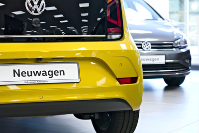 Volkswagen Neuwagen im Autohaus