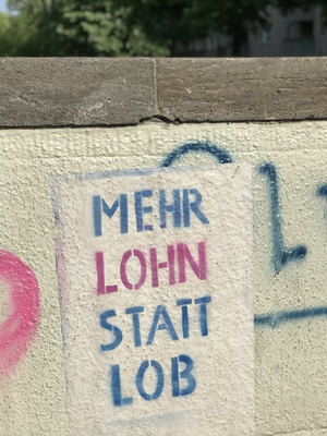 Graffiti: Mehr Lohn statt Lob Graffiti: Mehr Lohn statt Lob
