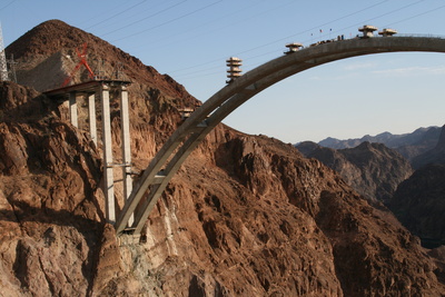 Hoover Dam Bridge: Brückenbau am Hoover Dam (2009) Hoover Dam Bridge: Brückenbau am Hoover Dam (2009)