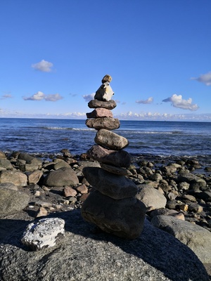 Steinmänchen am Ostseestrand