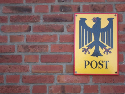 Altes Schild der Deutschen Bundespost / Foto: Alexander Hauk