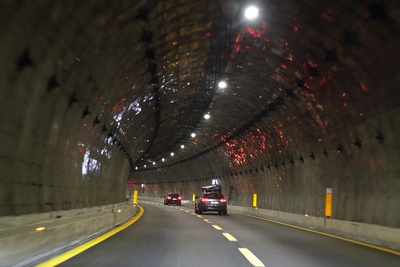 Tunnel 6