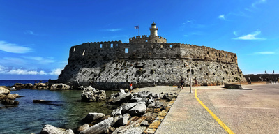 Fort St. Nicolas im Mandraki-Hafen, Rhodos