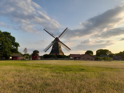 Windmühle in  Lübberstedt bei Bremen.