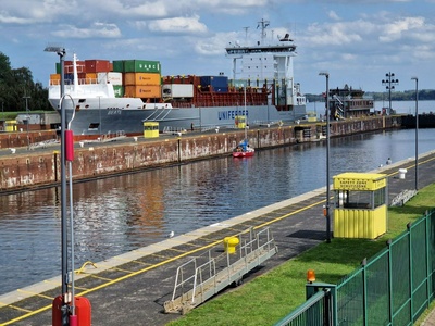 Schleuse im Nordostsee-Kanal