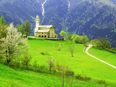 Kirche im Piemont