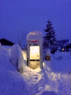 Telefon im Schnee Telefon im Schnee