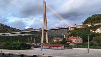 Hängebrücke bei Dubrovnik