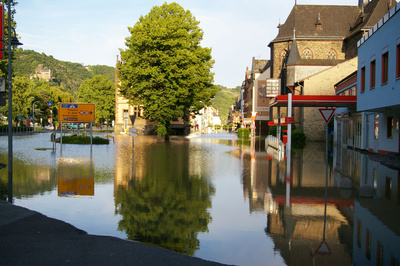 Hochwasser auf dem Rhein