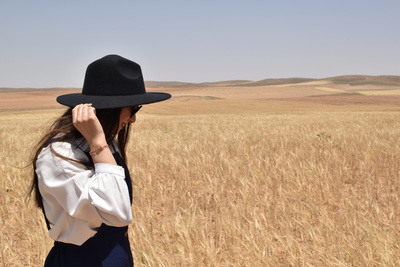 Girl in the desert Girl in the desert
