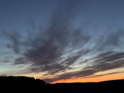 Abendhimmel über dem Schwarzwald Abendhimmel über dem Schwarzwald