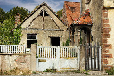 Haus renovierungs bedürftig Haus renovierungs bedürftig