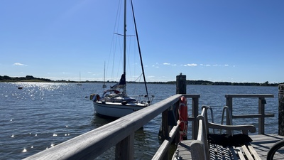 Segelboot bei Sieseby in der Schlei Segelboot bei Sieseby in der Schlei
