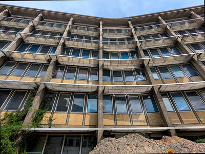 Pforzheim Technisches Rathaus, 2025 vor der geplanten Zerstörung Pforzheim Technisches Rathaus, 2025 vor der geplanten Zerstörung