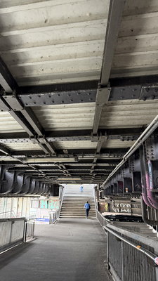 Unter der Brücke - Schiffbauerdamm