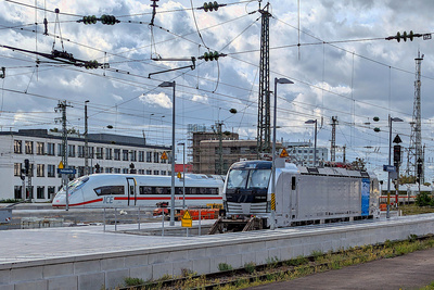 Im Karlsruher HBf Im Karlsruher HBf