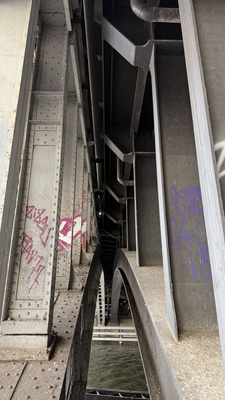 Bahn-Brücke Schiffbauerdamm Bahn-Brücke Schiffbauerdamm