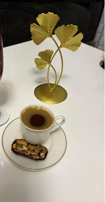 Eine Tasse Mokka bittte... Eine Tasse Mokka bittte...