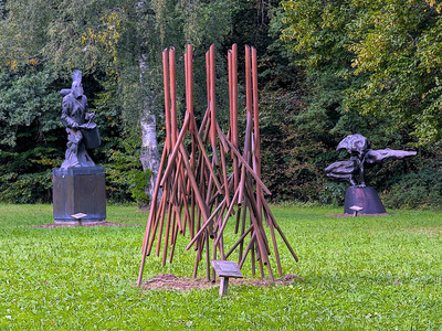 Skulpturenpfad beim Seehaus in Pforzheim