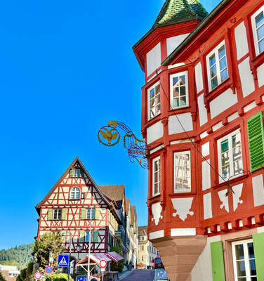 Schiltach Altstadt mit Erker vom Hotel Adler