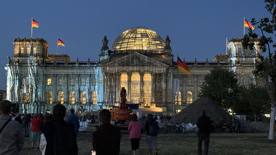 Reichstag - Verhüllung Lightshow