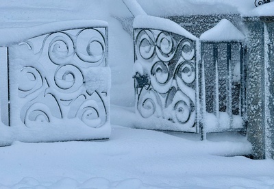 Winterliche Gartent&uuml;r