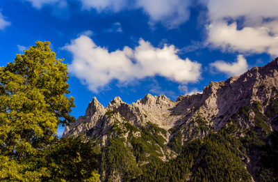 Karwendel-Gebirge im Sommer