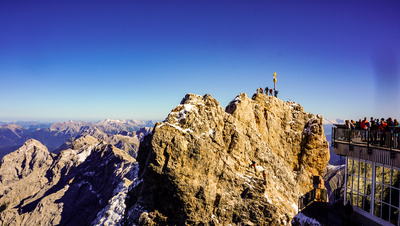 Zugspitze mit Besuchern