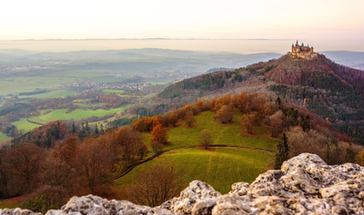Burg Hohenzollern vom Zeller Horn aus