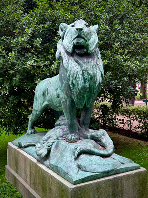 L&ouml;we und Schlange