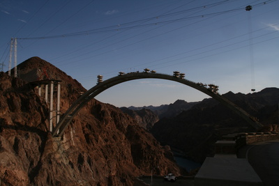 Br&uuml;ckenbau am Hoover Dam, USA, Arizona, 2009, Foto bitte ausschlie&szlig;lich zur redaktionellen Verwendung und mit Urheberhinweis: Alexander Hauk / alexander-hauk.de