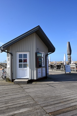 Kurkartenhaus und Seebr&uuml;ckenbeginn in SPO